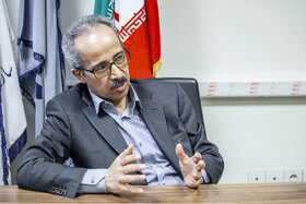 تهدید ذخایر بیمه شدگان با واگذاری بانک رفاه و شرکت های تامین اجتماعی