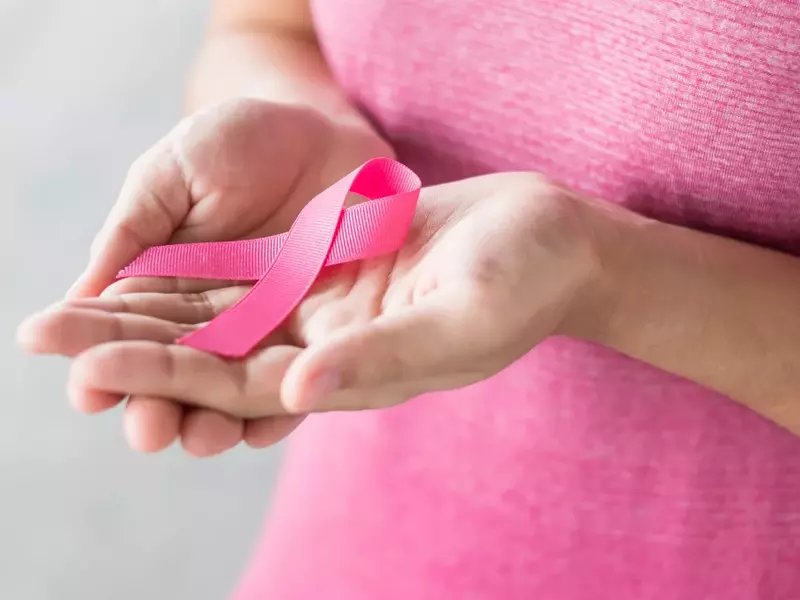 ۱۰ سال زودتر از غرب؛ هشدار ابتلا به سرطان پستان در ایران