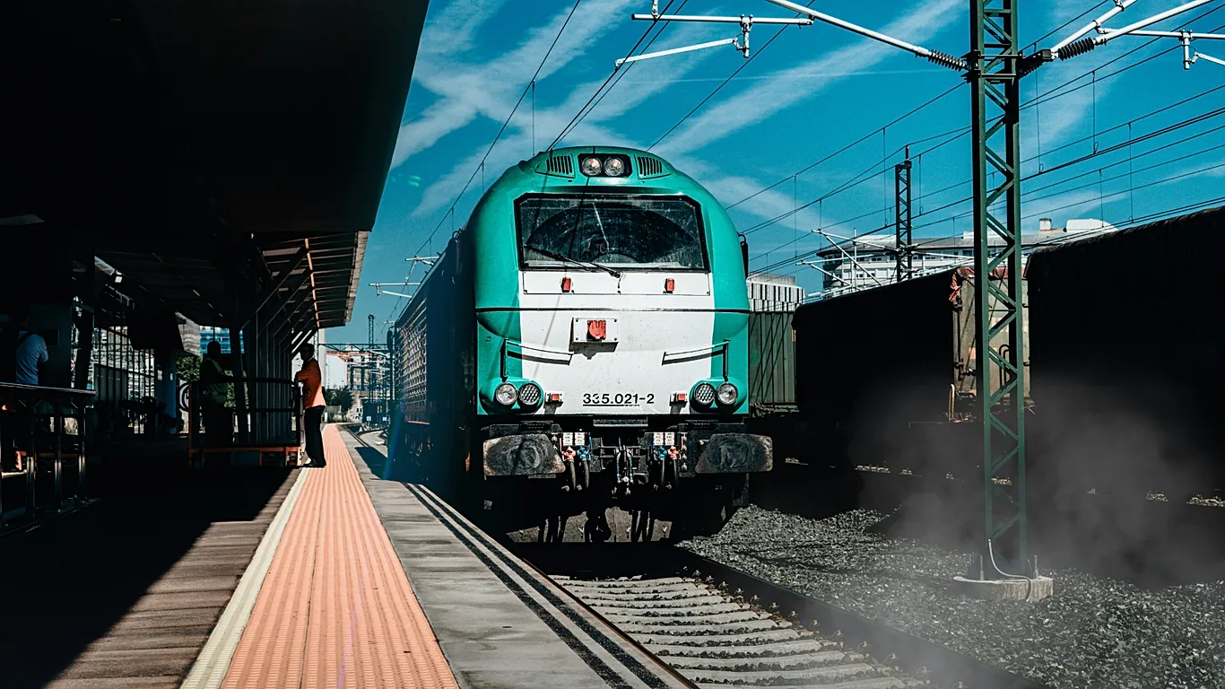 رقابت کشورهای اروپایی برای ارزان‌سازی حمل‌ونقل عمومی