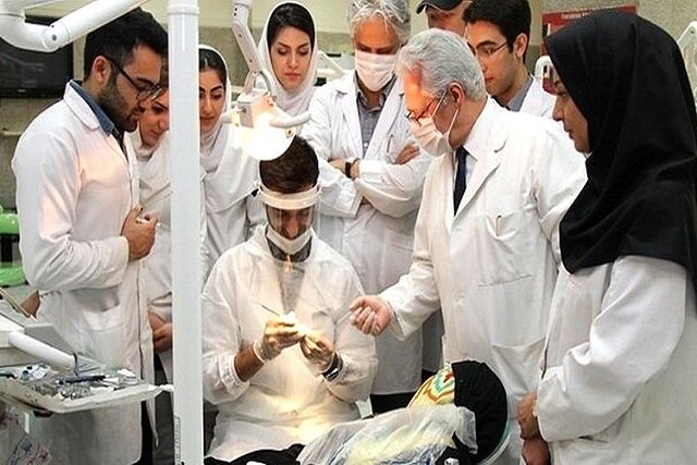 خطر نابودی آینده پزشکی و دندانپزشکی ایران