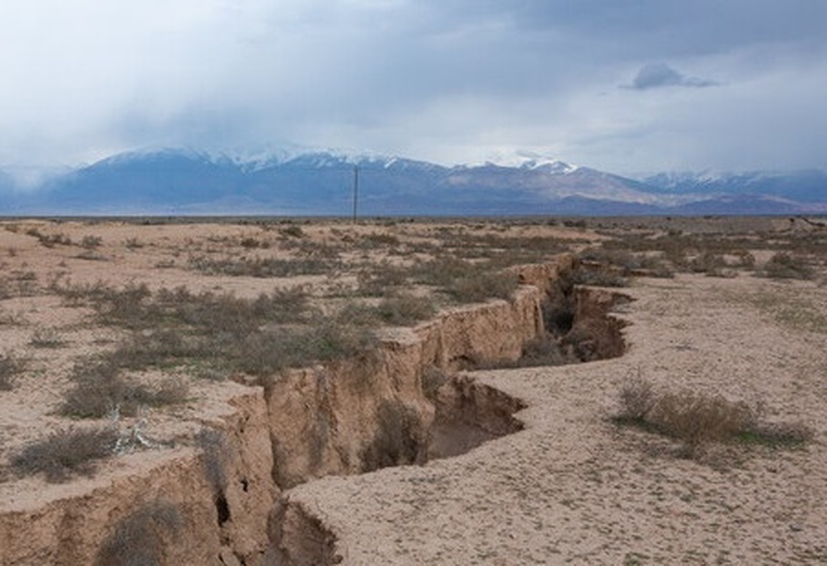 فرونشست زمین به بحران ملی تبدیل شده