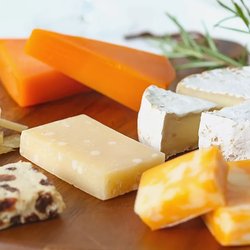 پنیر بخورید تا مغزتان سالم بماند؟ نتایج جالب یک پژوهش ژاپنی