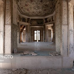 خسارات ناشی از حمله هوایی آمریکایی و اسرائیل به عمارت تاریخی رکیب‌خانه اصفهان