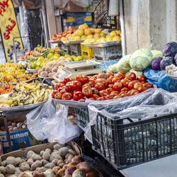 فعالیت عادی میادین میوه و تره بار و مراکز معاینه فنی