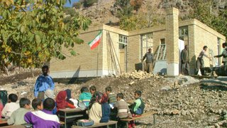 وقتی نیت خیر کافی نیست: گذار از کمک‌های سطحی به «نیکوکاری خطرپذیر» در ایران