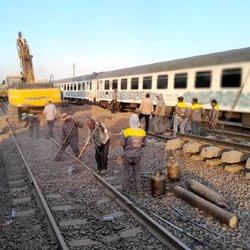 کارگران راه‌آهن برای یکسان‌سازی حقوق، خواستار حذف پیمانکاران شدند