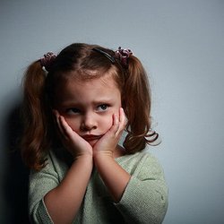 حمایت از سلامت جسمی و روانی کودکان در روزهای ناآرام؛ والدین چه کنند؟