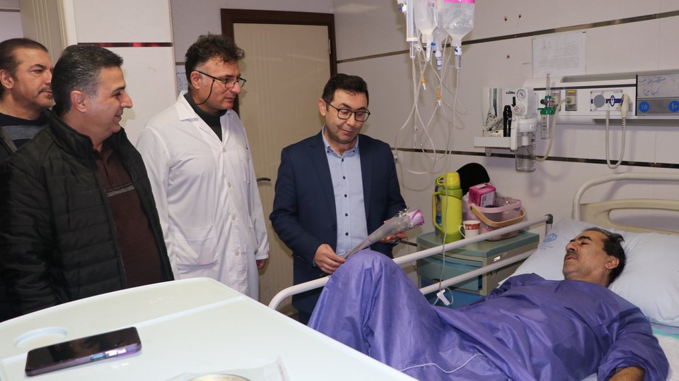 عیادت مدیر درمان تامین‌اجتماعی اردبیل از بیماران بیمارستان سبلان