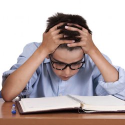 فرصت آموزش مهارت‌های زندگی؛ قربانی  کتاب‌های درسی حجیم