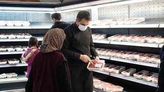 ماراتن تورم و دستمزد؛ چگونه تورم قدرت خرید کارگران را بلعید؟