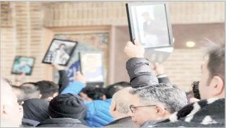 جلوی سوگواری برای کشته‌شدگان اعتراضات اخیر را نگیرید؛ خشم پیچیده‌تر می‌شود