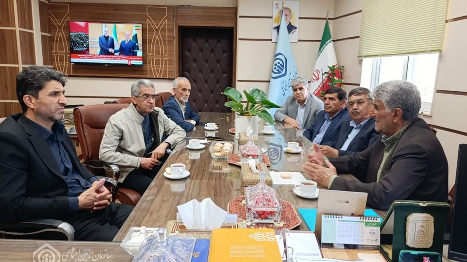 بررسی مطالبات بازنشستگان خراسان شمالی با حضور مدیرکل تامین‌اجتماعی