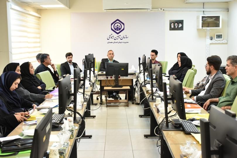 ارتقای سلامت و ایمنی کارکنان مراکز درمانی تأمین اجتماعی همدان