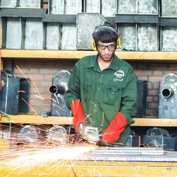 آیا در شرایط جنگی قرارداد کار به حالت تعلیق درمی‌آید؟