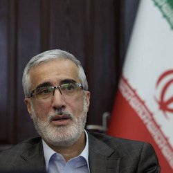 هشدار درباره فروش اینترنتی دارو؛ شکایت از گران‌فروشی و داروهای تقلبی