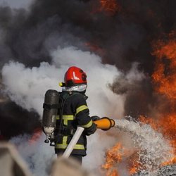 حریق یک واحد صنعتی در ورامین