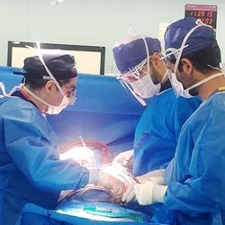 پزشک‌نماها چگونه از فضای مجازی به بیمارستان نفوذ می‌کنند؟