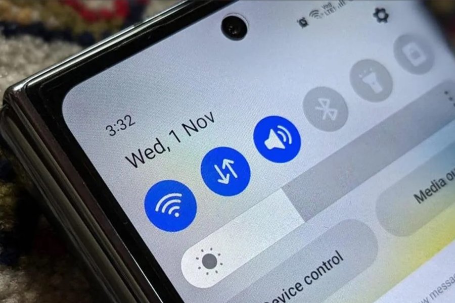 موبایل هوشمند، اینترنت را به خانه آورد؟