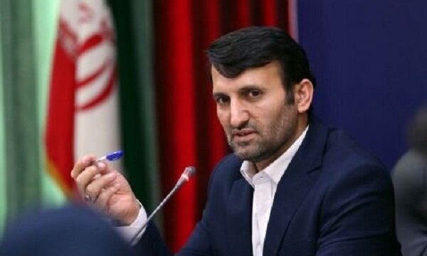 سخنگوی آموزش و پرورش: صدور پلاک برای دانش‌آموزان صحت ندارد