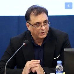 آمار پذیرش کودکان خانواده شهدای جنگ در بهزیستی/ شهادت 30 زن سرپرست خانوار