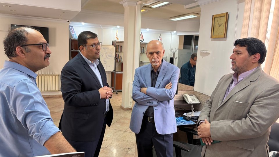 تقدیر از مؤسسۀ آتیه