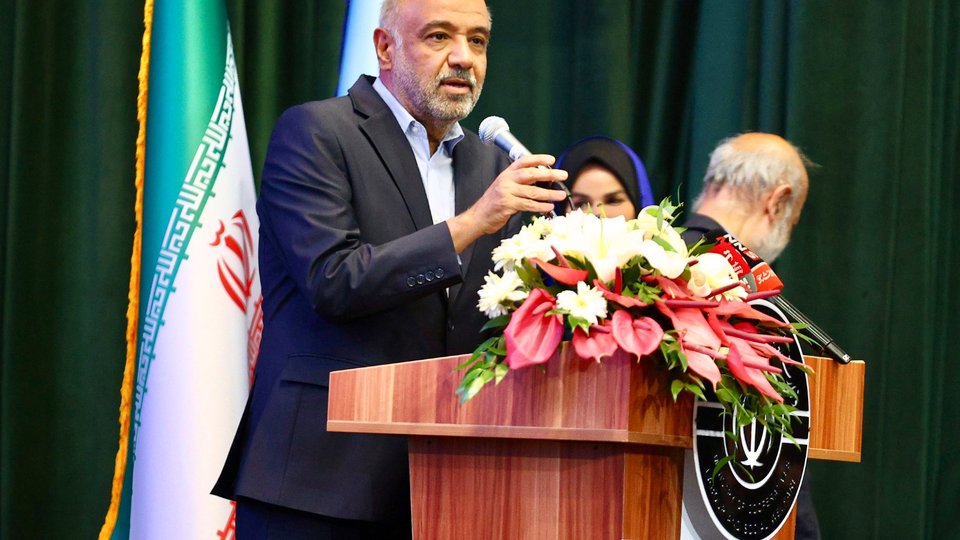 وزیر کار: امنیت شغلی، مسکن و مهارت‌آموزی کارگران را محقق می‌کنیم