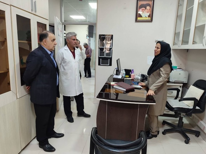 حضور مدیر درمان تأمین‌اجتماعی گلستان در مراکز درمانی فعال در روز تعطیل