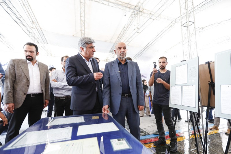 اکران مستند تاریخ تأمین اجتماعی همزمان با برگزاری نمایشگاه اسناد تاریخی سازمان تأمین اجتماعی