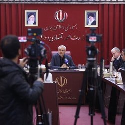 وزیر اقتصاد: ۹۸ درصد اصناف مالیات زیر ۵۰ میلیون تومان پرداخت کرده‌اند