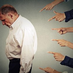 تبعیض سنی مساله نادیده‌ گرفته‌شده در استخدام‌ها