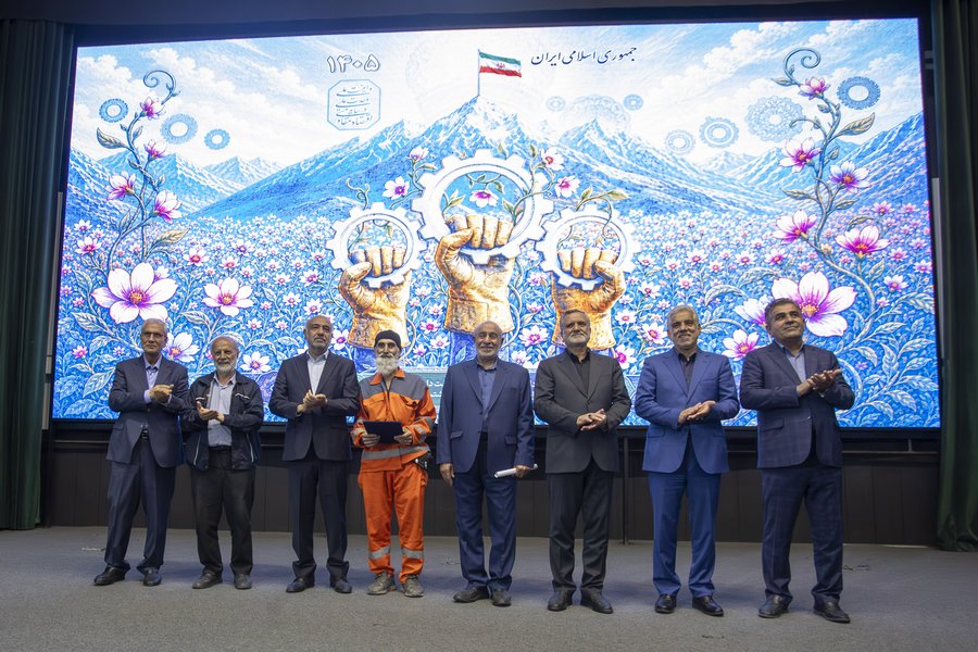 تجلیل از کارگران احمد میدری (37).JPG