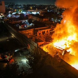فاجعه آتش‌سوزی در کارخانه کفش چینی؛ هشدار درباره حقوق بنیادین کارگران