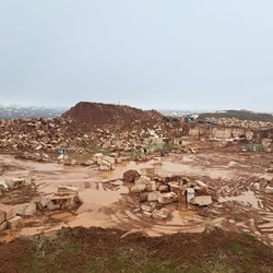 گرفتاران معدن سنگ