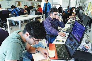 توسعه بدون مهارت؛ چالش نیروی کار جوان ایران