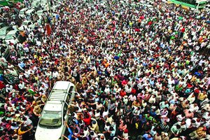 رشد کُند جمعیت شهری، موجب تقویت پوپولیسم می‌شود