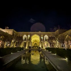 «خانه عامری‌ها» تلاقی نور و تاریخ در قلب کاشان