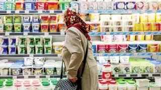 افزایش ۴۸.۶ درصدی هزینه سبد مصرفی؛ سنگینی بار معیشت بر دوش خانوارها