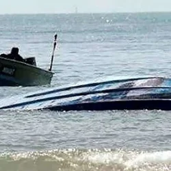 حادثه برای دو کارگر صیاد