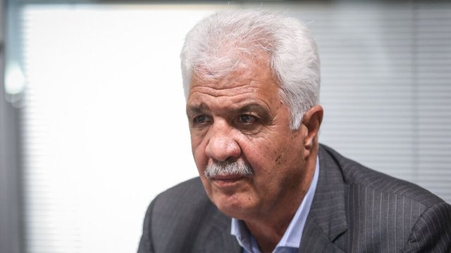 برای نجات شستا مدیران را در سود و زیان سهیم کنیم