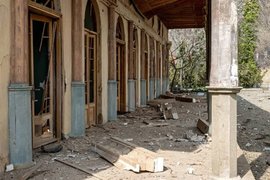 لرزه بر تن تاریخ و معماری معاصر