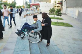 ۹ هزار مانع میان شیراز و شهروندانش