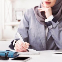 جزئیات بازنشستگی زنان شاغل دارای فرزند در قانون جوانی جمعیت