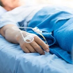 هشدار وزارت بهداشت درباره موج آنفلوآنزا در ۸ استان