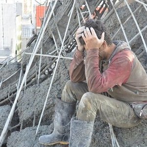 مرگ خاموش ۹ کارگر در دولت‌آباد؛ حادثه یا نتیجه یک ساختار معیوب؟