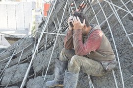 مرگ خاموش ۹ کارگر در دولت‌آباد؛ حادثه یا نتیجه یک ساختار معیوب؟