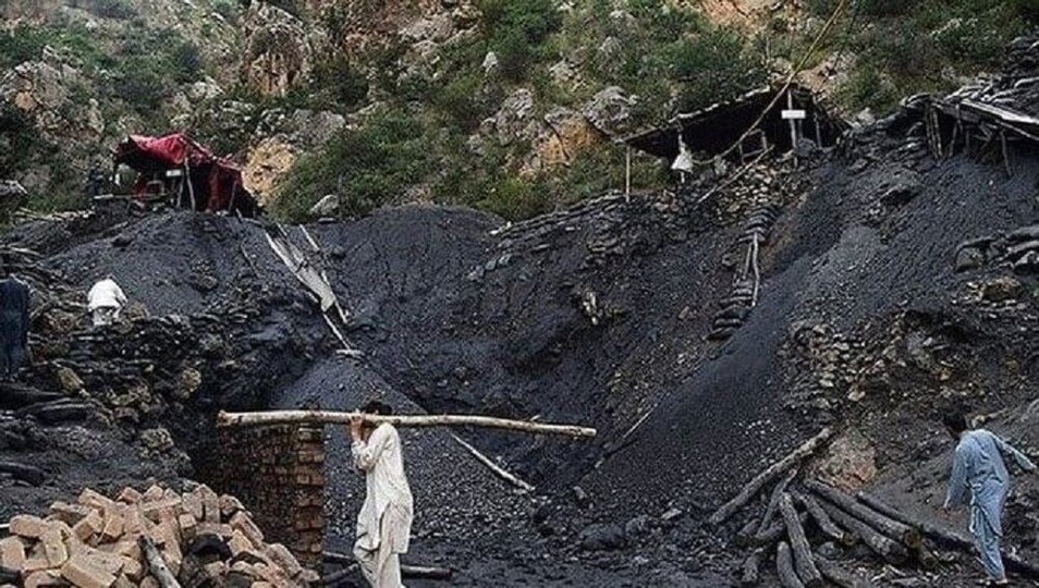 مرگ 25 معدنچی در پاکستان