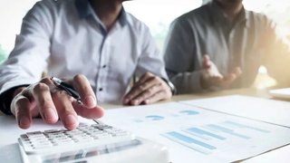 بخشش «حق بیمه‌» جایگزین بخشش «مالیات» کارفرما؛ کمک از جیب مهمان به سفره همسایه؟
