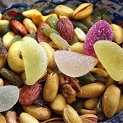 شب یلدای ۱۴۰۴ زیر سایه تورم؛ سفره‌هایی که کوچک‌تر شد