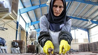 زنان خانه‌دار؛ انزوای اجتماعی و وابستگی اقتصادی