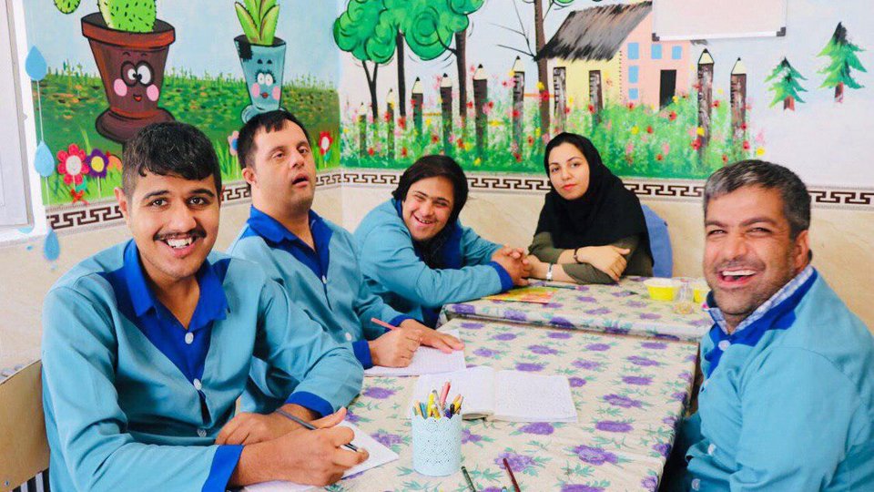 آیا معلولان ذهنی می‌توانند بیمۀ مشاغل آزاد شوند؟